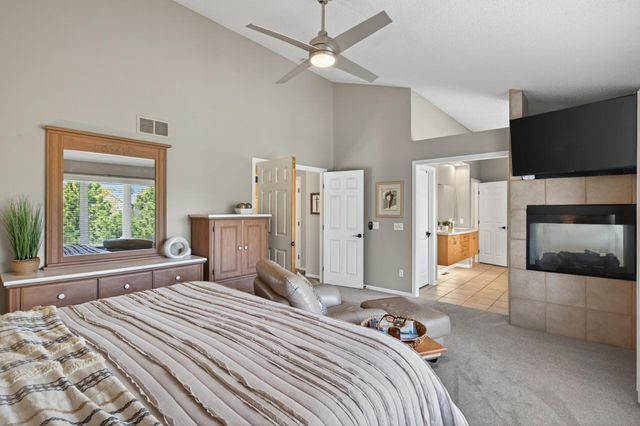 19660 Ireland Way, Lakeville, MN 55044