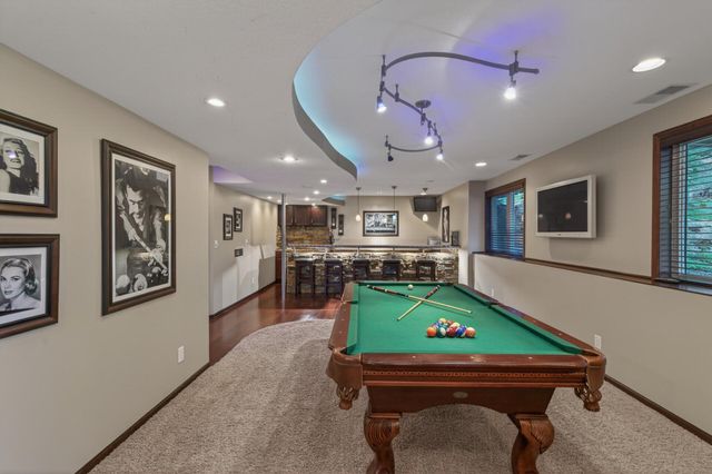 19660 Ireland Way, Lakeville, MN 55044
