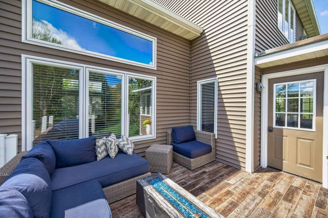 19660 Ireland Way, Lakeville, MN 55044