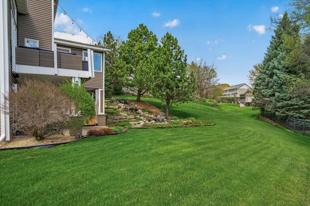 19660 Ireland Way, Lakeville, MN 55044