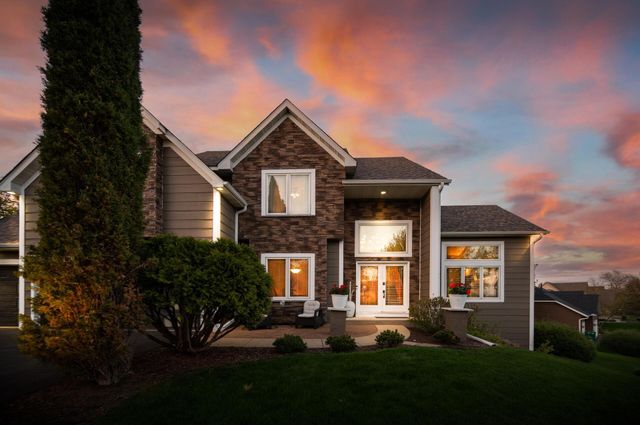 19660 Ireland Way, Lakeville, MN 55044