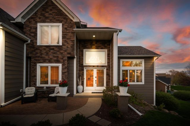 19660 Ireland Way, Lakeville, MN 55044