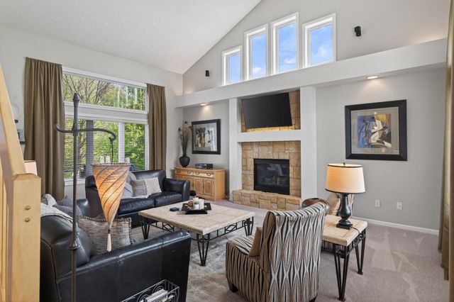 19660 Ireland Way, Lakeville, MN 55044