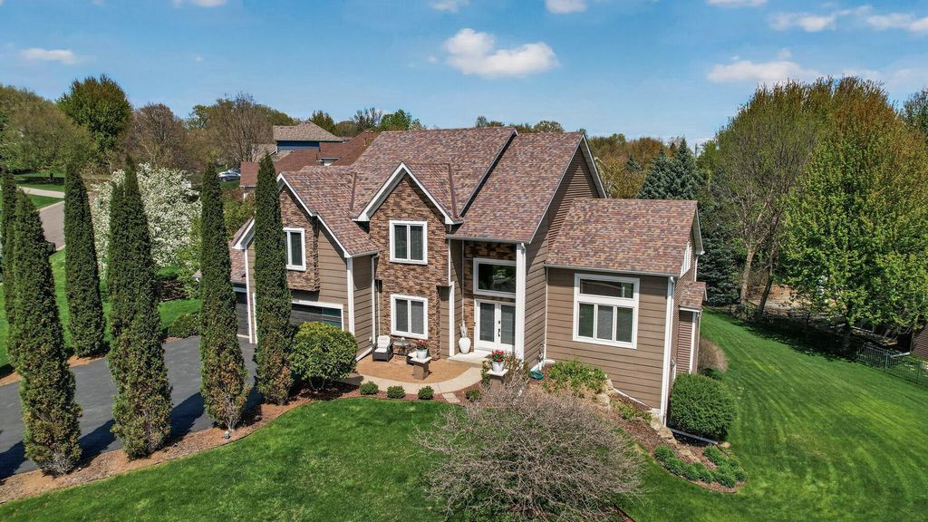 19660 Ireland Way, Lakeville, MN 55044