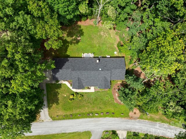 84 Greenwood Acres Drive, Mills River, NC 28759