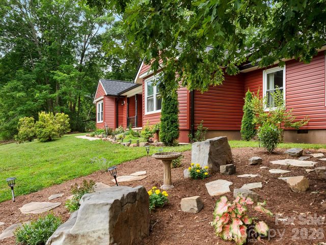 84 Greenwood Acres Drive, Mills River, NC 28759