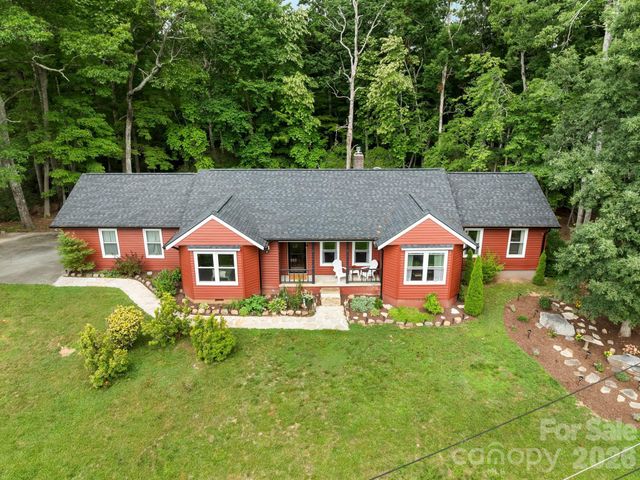 84 Greenwood Acres Drive, Mills River, NC 28759