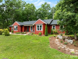 84 Greenwood Acres Drive, Mills River, NC 28759