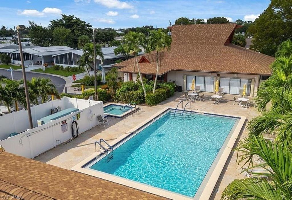 76 Atlantic WAY 76, NAPLES, FL 34104 — photo 5