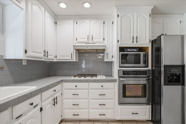 7474 N Lone Star Parkway, Crawford, TX 76638