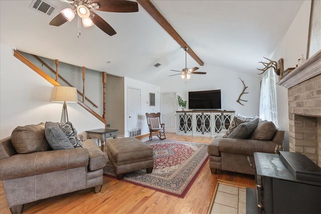 7474 N Lone Star Parkway, Crawford, TX 76638