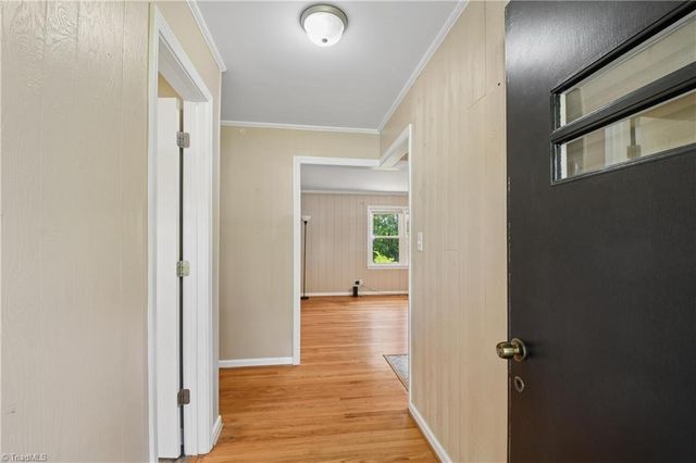 1011 Duggins Street, Kernersville, NC 27284