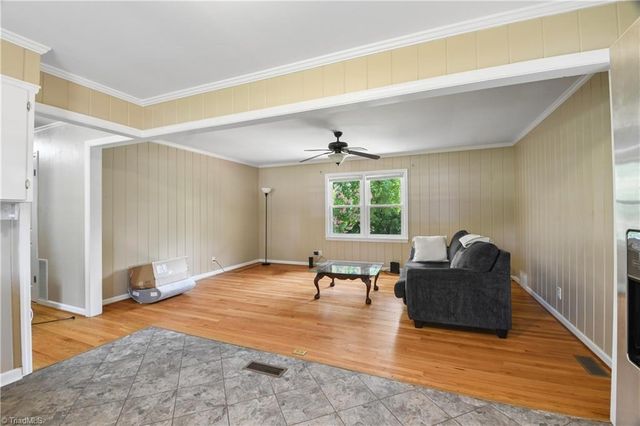 1011 Duggins Street, Kernersville, NC 27284