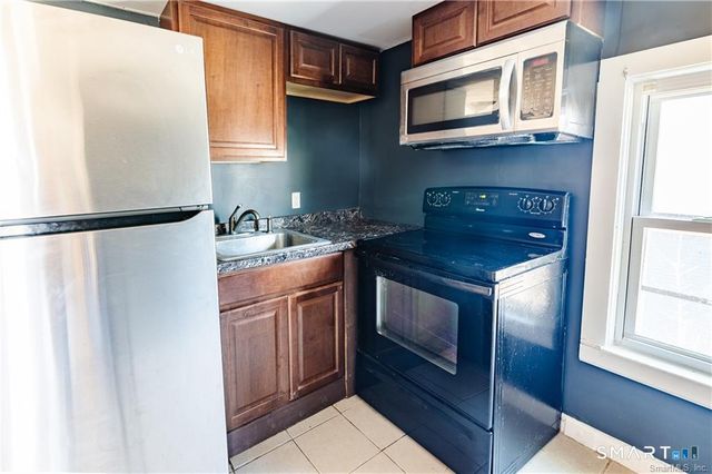 58 South Avenue, Meriden, CT 06451