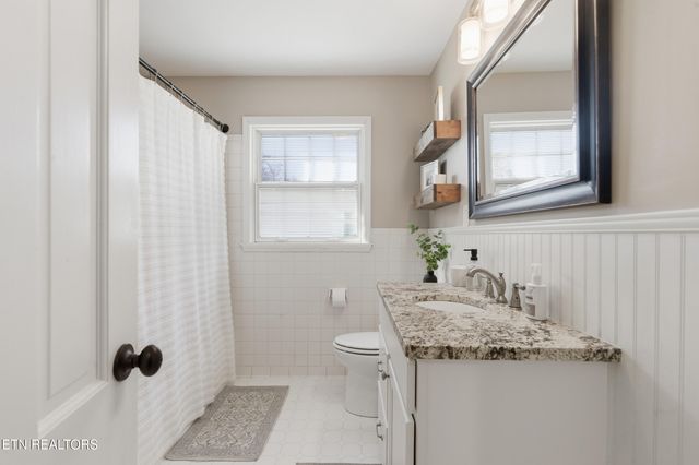 204 Whittington Drive, Knoxville, TN 37923