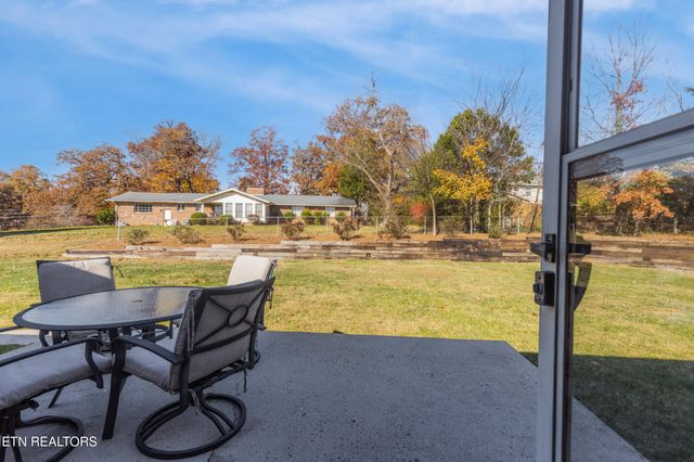 204 Whittington Drive, Knoxville, TN 37923