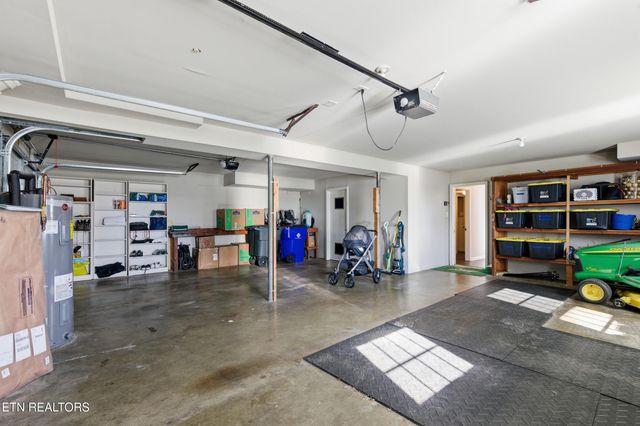 204 Whittington Drive, Knoxville, TN 37923