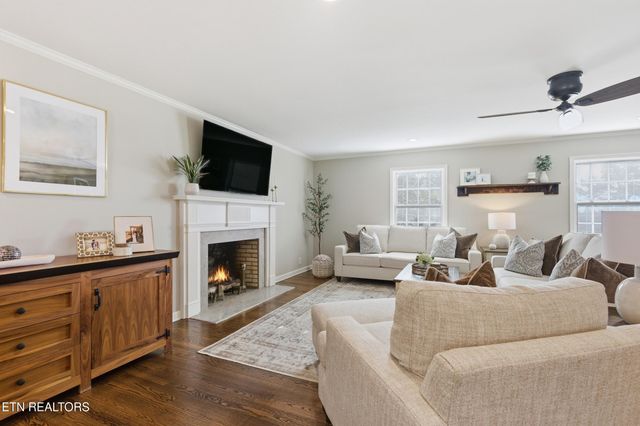 204 Whittington Drive, Knoxville, TN 37923