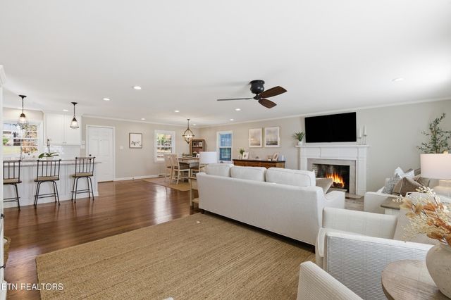 204 Whittington Drive, Knoxville, TN 37923