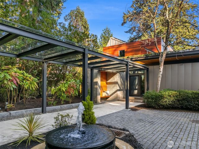 7268 Madrona Drive NE, Bainbridge Island, WA 98110