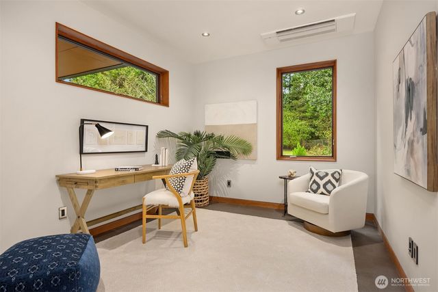 7268 Madrona Drive NE, Bainbridge Island, WA 98110