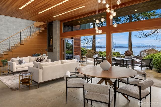 7268 Madrona Drive NE, Bainbridge Island, WA 98110