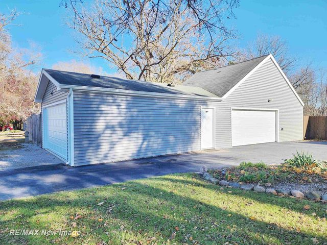 7470 State Road, Saginaw, MI 48609