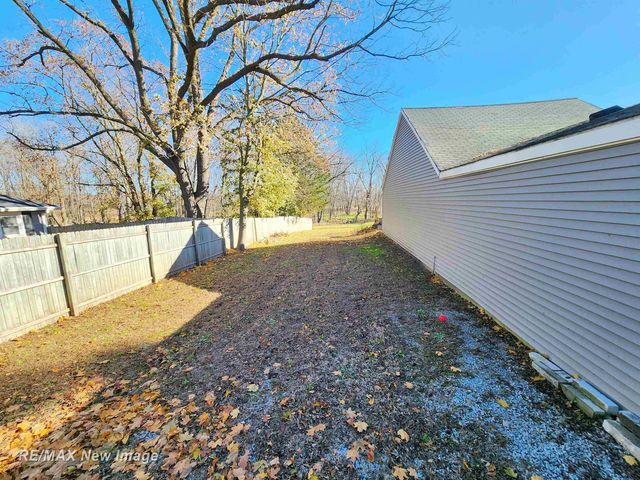 7470 State Road, Saginaw, MI 48609