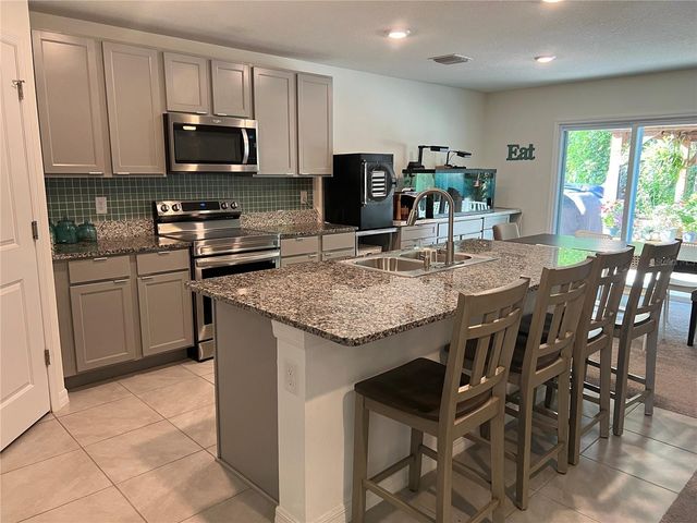 19007 NW 164TH ROAD, High Springs, FL 32643