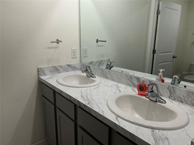 19007 NW 164TH ROAD, High Springs, FL 32643