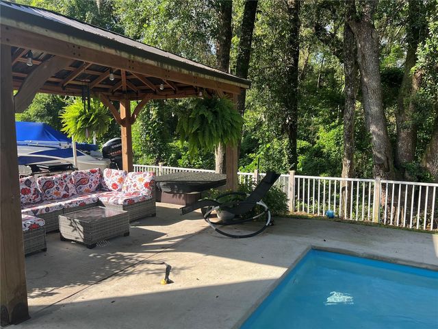 19007 NW 164TH ROAD, High Springs, FL 32643