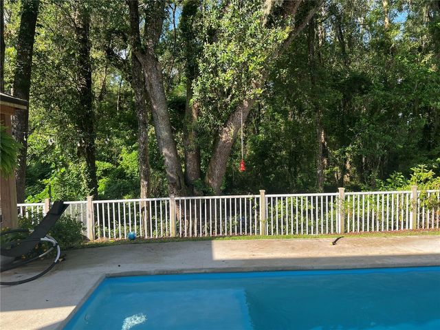 19007 NW 164TH ROAD, High Springs, FL 32643