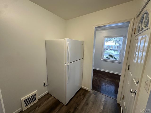 530 Northwestern Drive, Adrian, MI 49221