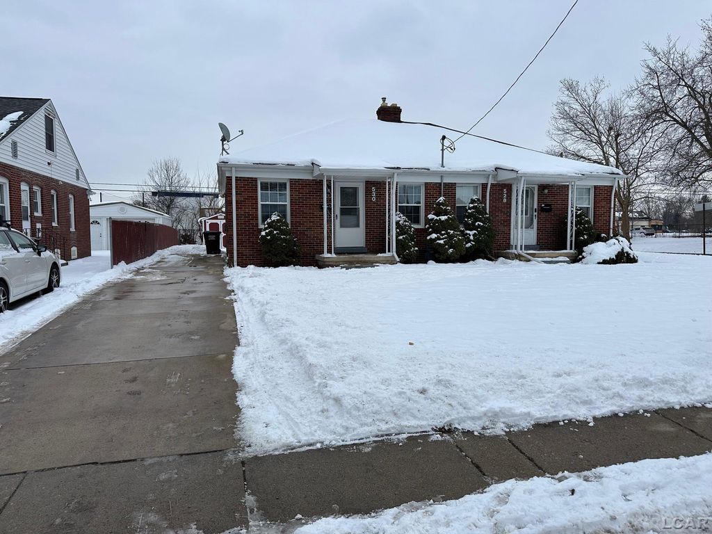 530 Northwestern Drive, Adrian, MI 49221