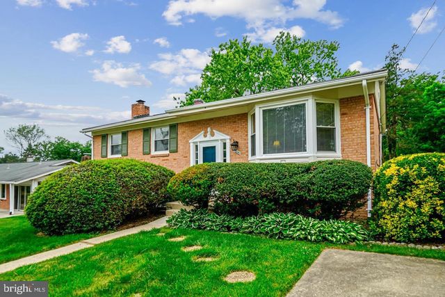 11806 SEVEN LOCKS RD, Potomac, MD 20854