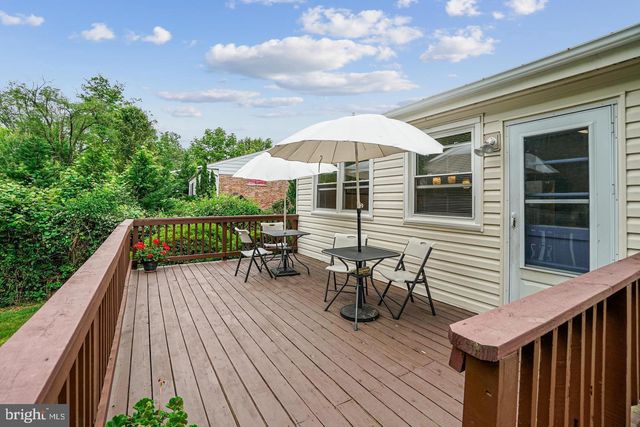 11806 SEVEN LOCKS RD, Potomac, MD 20854