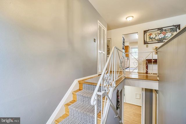 11806 SEVEN LOCKS RD, Potomac, MD 20854