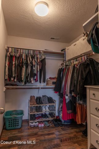 8464 N Boysenberry LOOP, Hayden, ID 83835