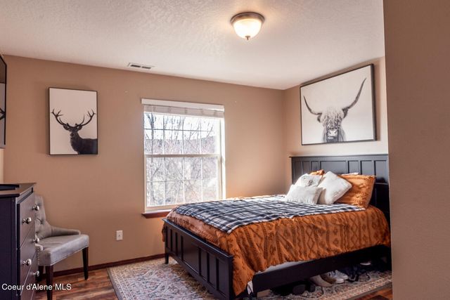 8464 N Boysenberry LOOP, Hayden, ID 83835