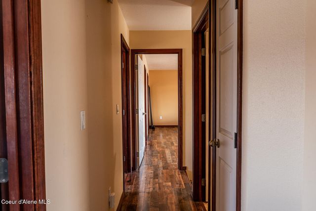 8464 N Boysenberry LOOP, Hayden, ID 83835