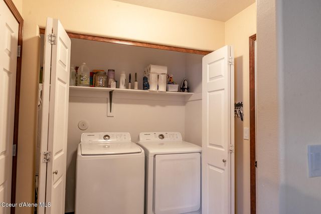 8464 N Boysenberry LOOP, Hayden, ID 83835