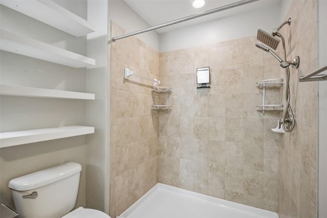 2246 GOLDEN FALCON DRIVE, Ruskin, FL 33570