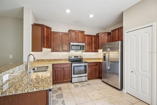 2246 GOLDEN FALCON DRIVE, Ruskin, FL 33570