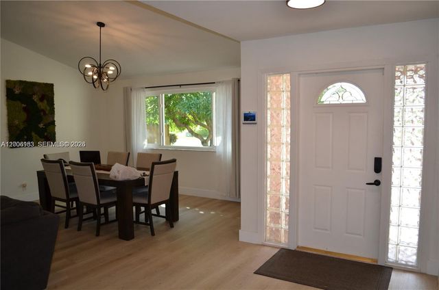 1200 NW 78th Ave, Plantation, FL 33322