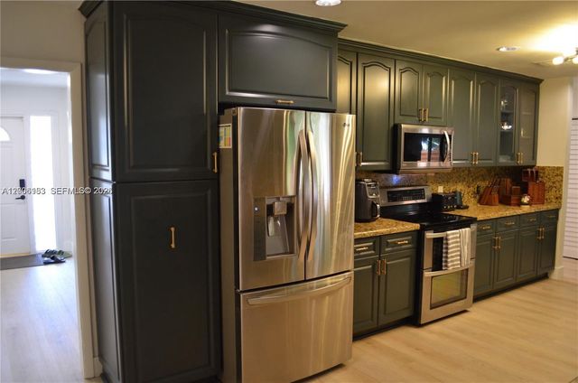 1200 NW 78th Ave, Plantation, FL 33322