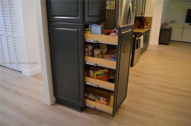 1200 NW 78th Ave, Plantation, FL 33322