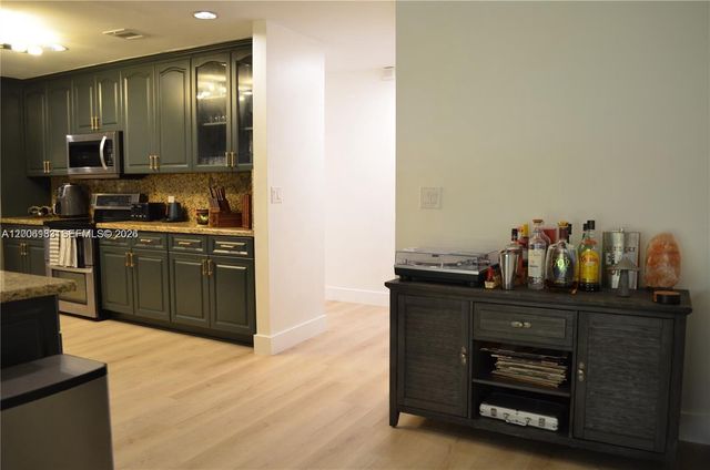 1200 NW 78th Ave, Plantation, FL 33322