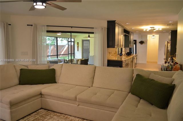 1200 NW 78th Ave, Plantation, FL 33322