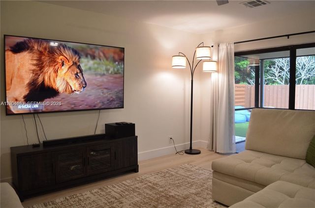 1200 NW 78th Ave, Plantation, FL 33322