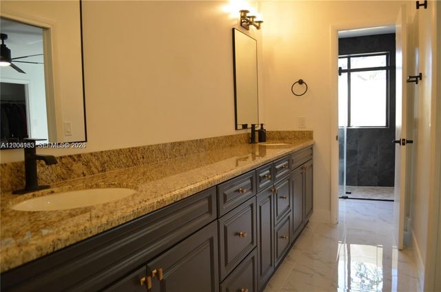 1200 NW 78th Ave, Plantation, FL 33322